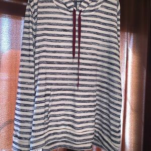 Market&Spruce Perine Pocket Hooded Knit Top